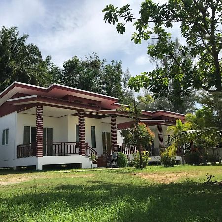 Tara House Hotell Ko Lanta Exteriör bild