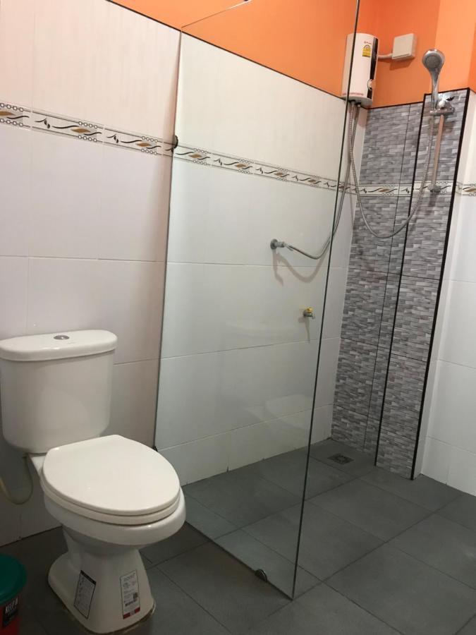 Tara House Hotell Ko Lanta Exteriör bild