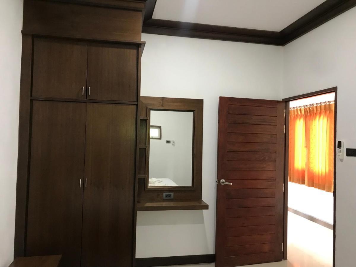 Tara House Hotell Ko Lanta Exteriör bild