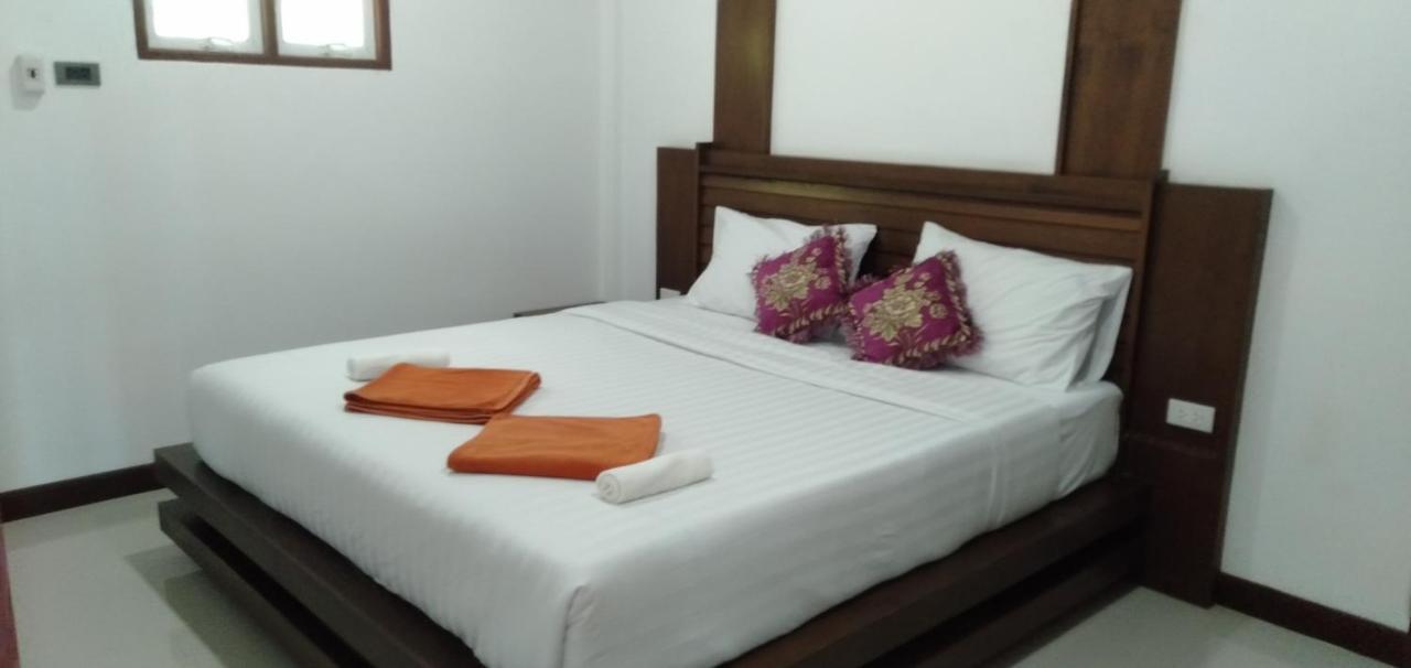 Tara House Hotell Ko Lanta Exteriör bild