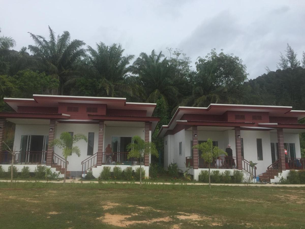 Tara House Hotell Ko Lanta Exteriör bild